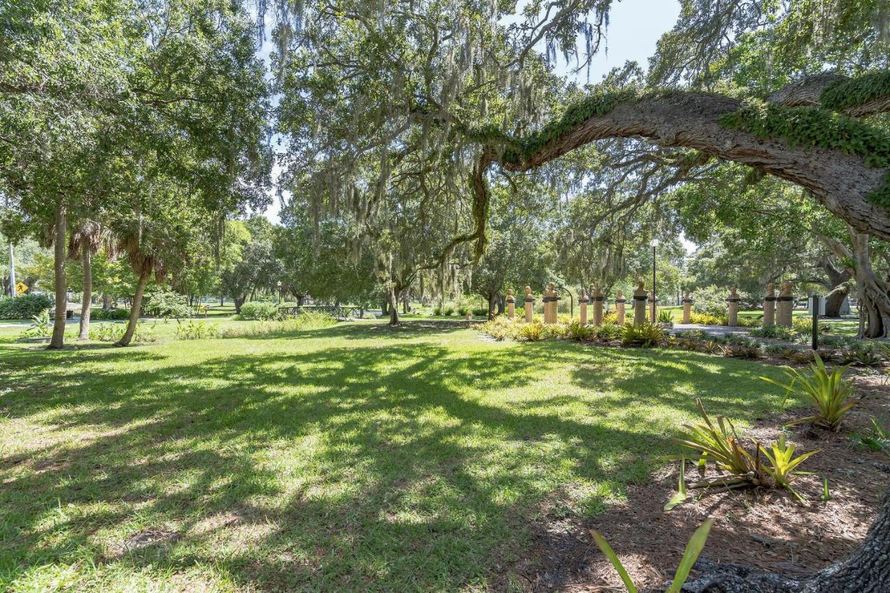 Downtown Single Family Modern Bungalow Close To Beaches And Dining Home Sarasota Exterior foto